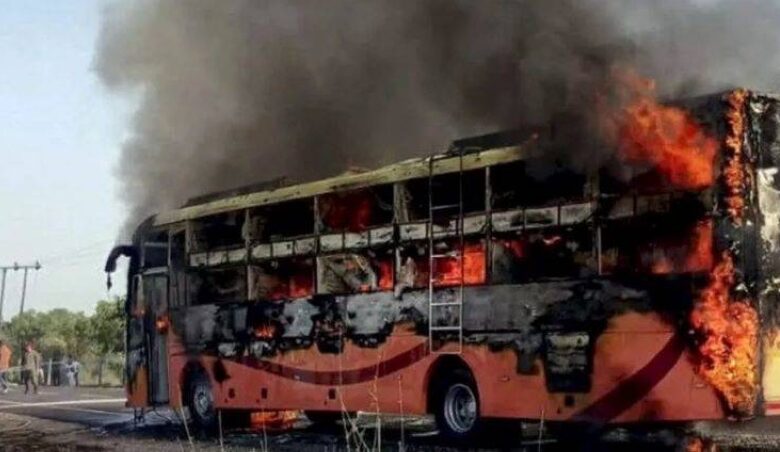 مصرع 24 شخصاً في حادث مروّع بين حافلة وشاحنة جنوب الهند