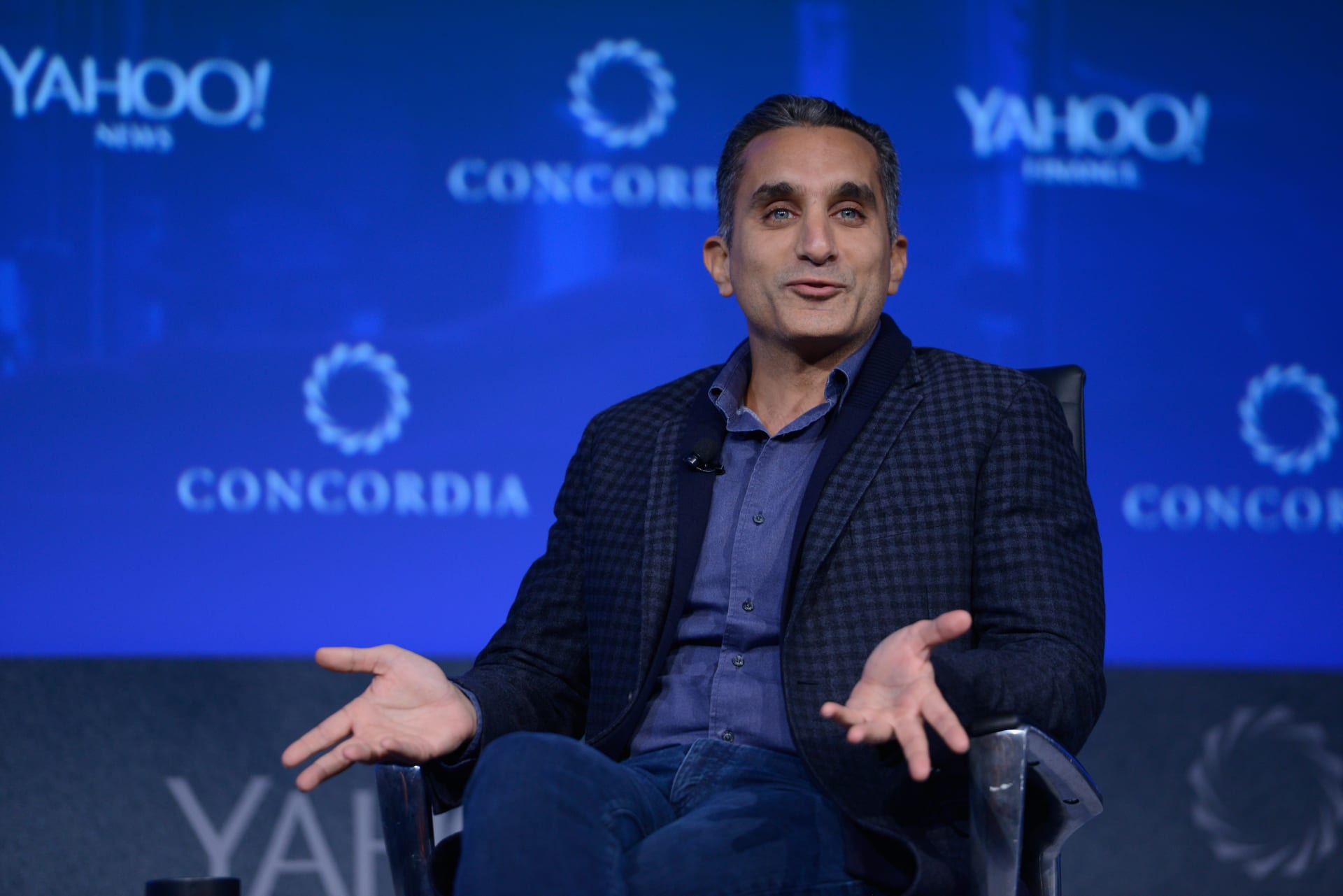 باسم يوسف: &ldquo;بيقولوا خدت 22 مليون جنيه.. الحقيقة 22 مليون دولار!&rdquo;