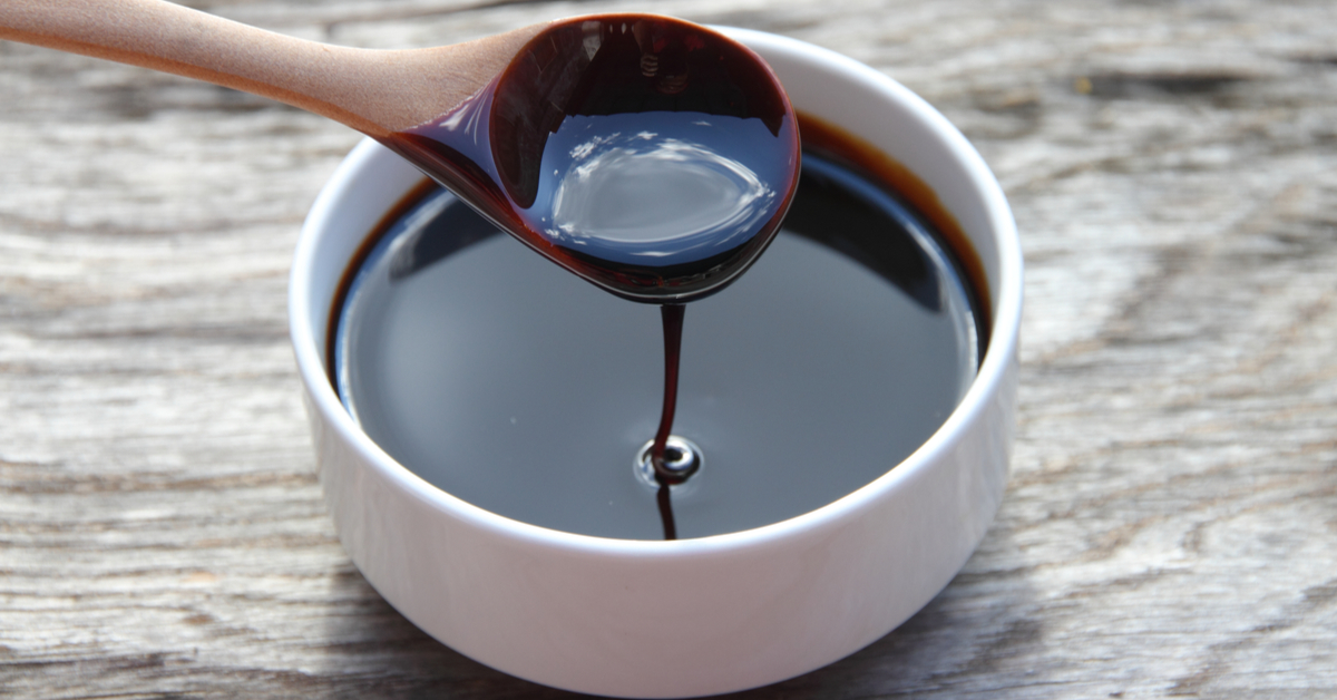 العسل الأسود... كنز طبيعي العسل الأسود... كنز طبيعي