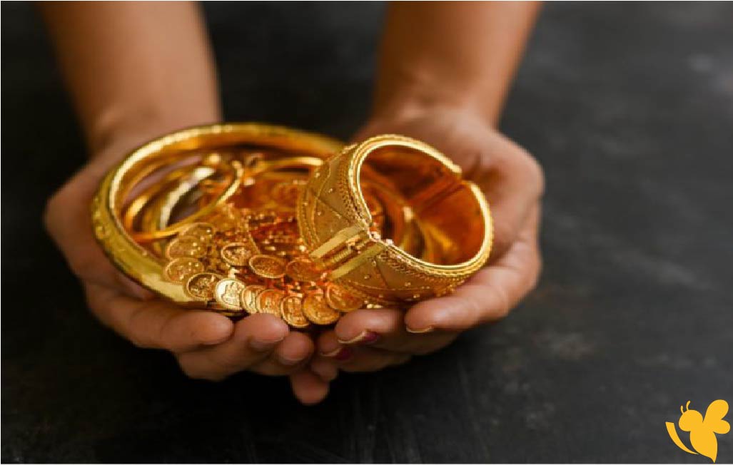 الذهب يتراجع في سوريا اليوم.. جمعية الصاغة تخفض سعر عيار 21 والأونصة تهبط عالميًا