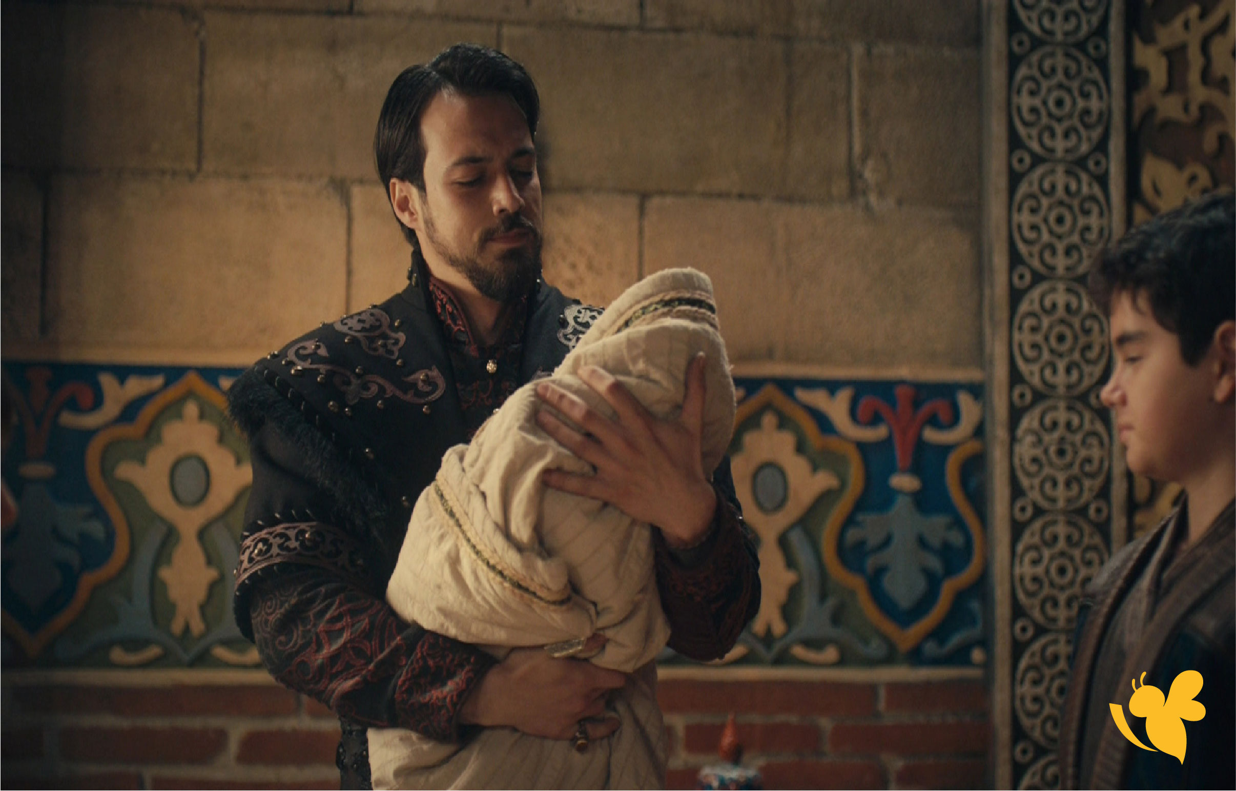 ملخص الحلقة 21 مترجمة: الحب والسلطة في مواجهة داخل قصر أورهان