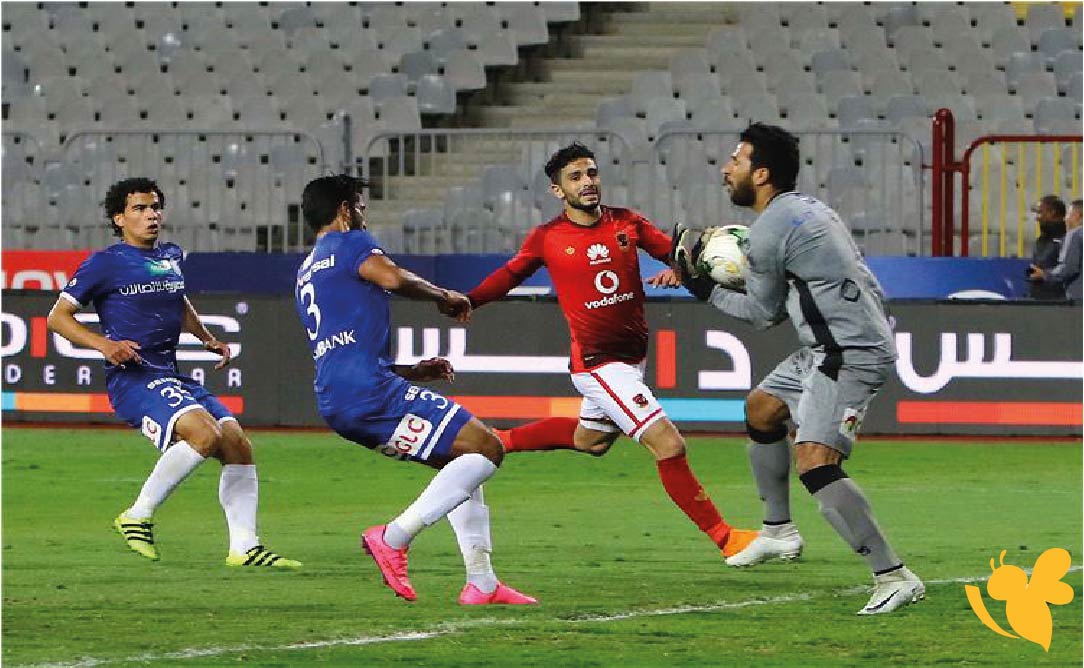 الأهلي ضد سموحة.. الموعد والقنوات الناقلة في الدوري المصري الممتاز 2026 الأهلي ضد سموحة.. الموعد والقنوات الناقلة في الدوري المصري الممتاز 2026