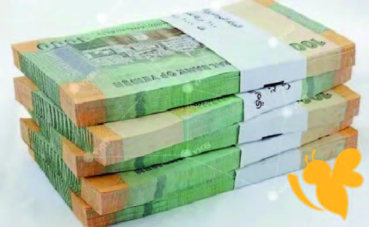انخفاض طفيف في أسعار صرف الريال اليمني مقابل الدولار اليوم السبت 11 أكتوبر