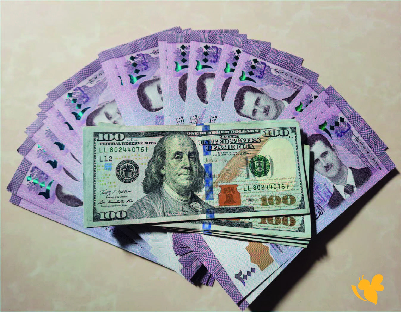 تذبذب طفيف في أسعار صرف الليرة السورية مقابل الدولار اليوم الجمعة 14 أغسطس تذبذب طفيف في أسعار صرف الليرة السورية مقابل الدولار اليوم الجمعة 14 أغسطس