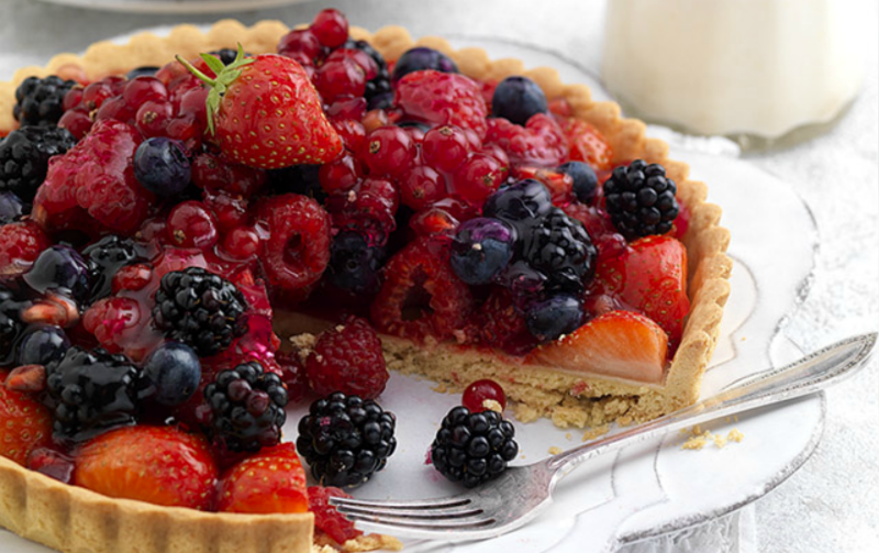 طريقة عمل تارت التوت الهش بحشوة غنية وطعم منعش طريقة عمل تارت التوت الهش بحشوة غنية وطعم منعش