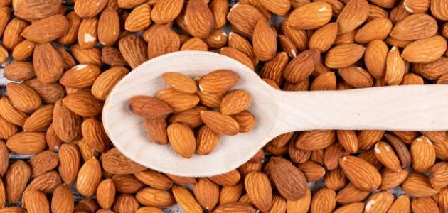 الإفراط في تناول اللوز: أضرار صحية غير متوقعة