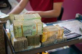 استقرار متذبذب في سعر صرف الريال اليمني مقابل العملات الأجنبية اليوم 23 أغسطس