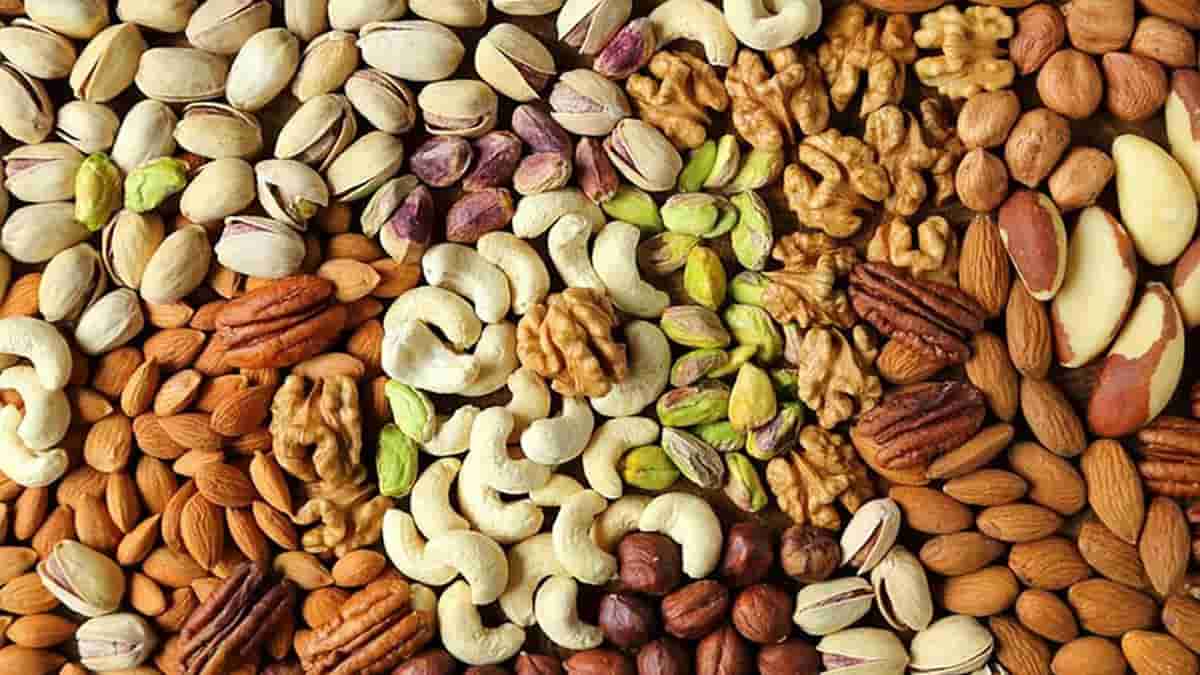 فوائد المكسرات الصحية: أسباب تجعلها طعامًا ذكيًا لصحة القلب والجسم فوائد المكسرات الصحية: أسباب تجعلها طعامًا ذكيًا لصحة القلب والجسم