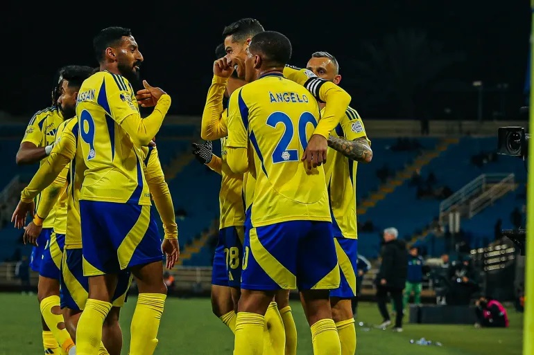 يمكنكم متابعة البث المباشر لمباراة النصر والتعاون في دوري روشن السعودي عبر يلاشوت