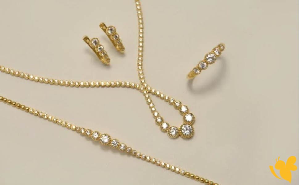 كم بلغ سعر الذهب اليوم في السعودية؟ تحديث عيار 24 و21