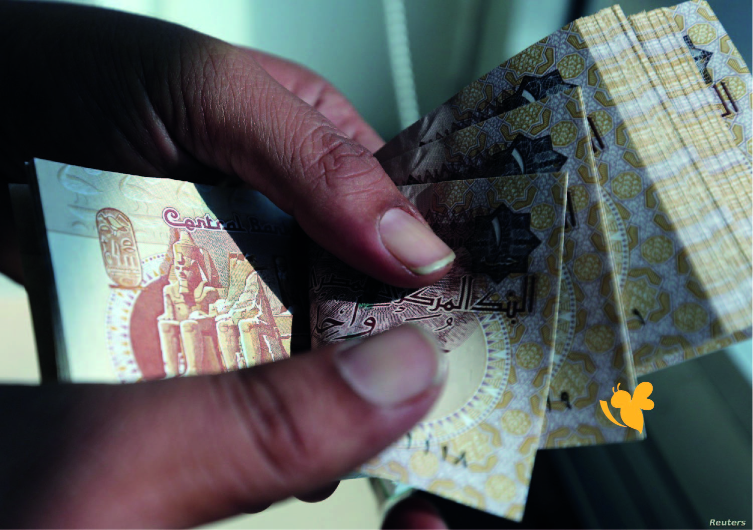 شاهد أسعار صرف الجنية مقابل الدولار لهذا المساء اليوم الاثنين 27 أكتوبر